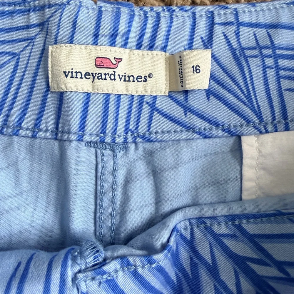NWT Vineyard Vines blue palm shirts size 16 - Picture 8 of 9